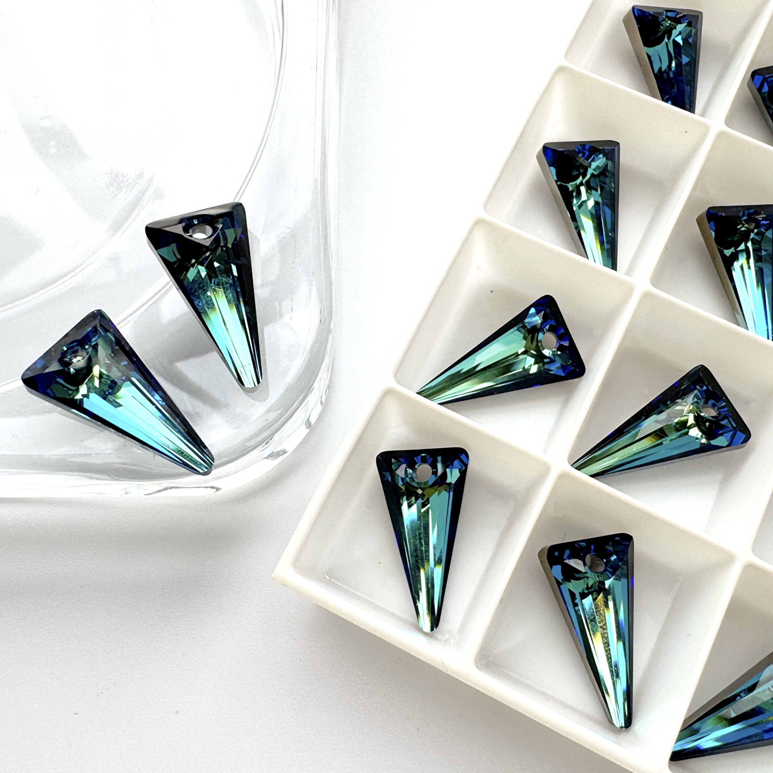 Кристалл SWAROVSKI Шип 18мм Цвет Bermuda Blue №3536 — изображение 5