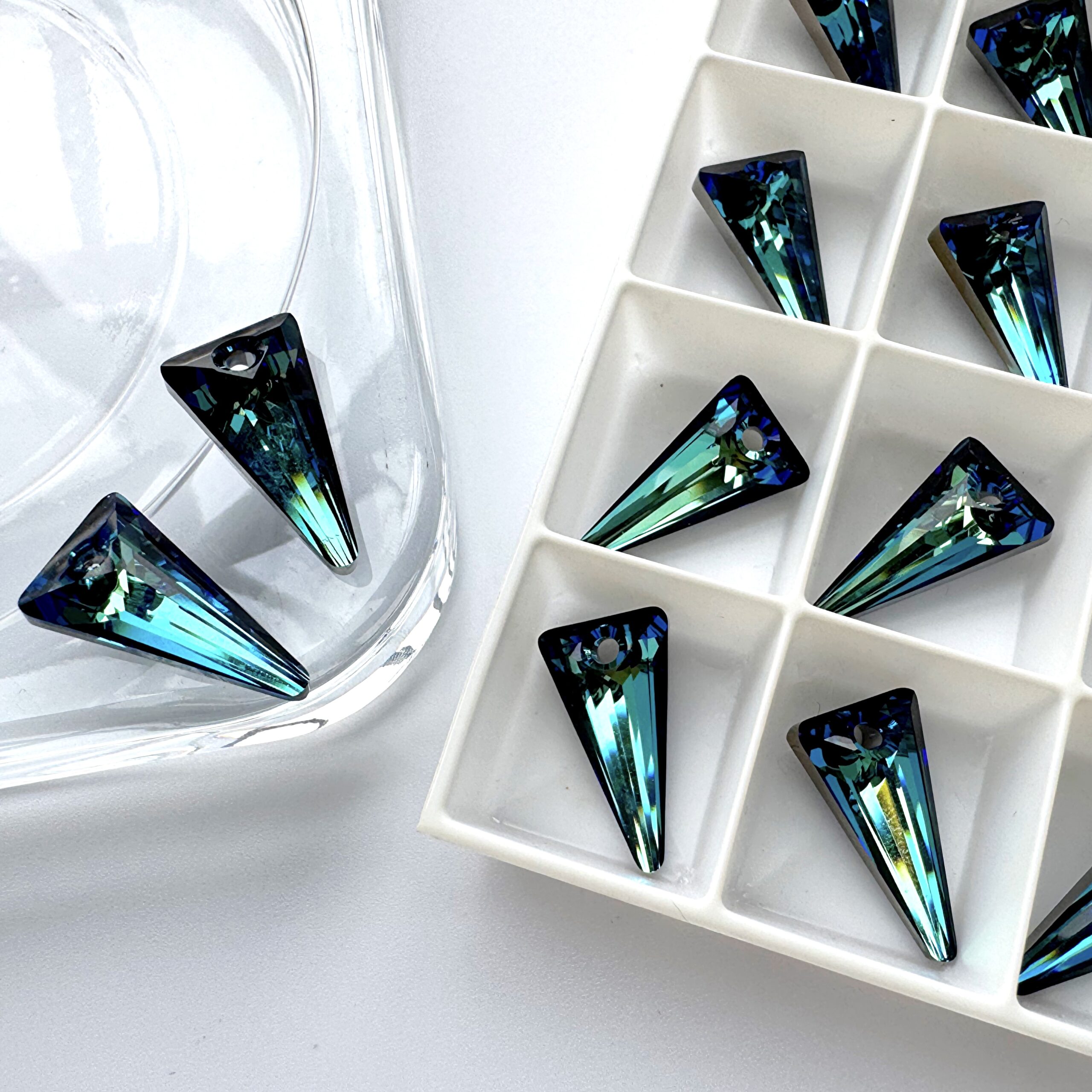 Кристалл SWAROVSKI Шип 18мм Цвет Bermuda Blue №3536 — изображение 7